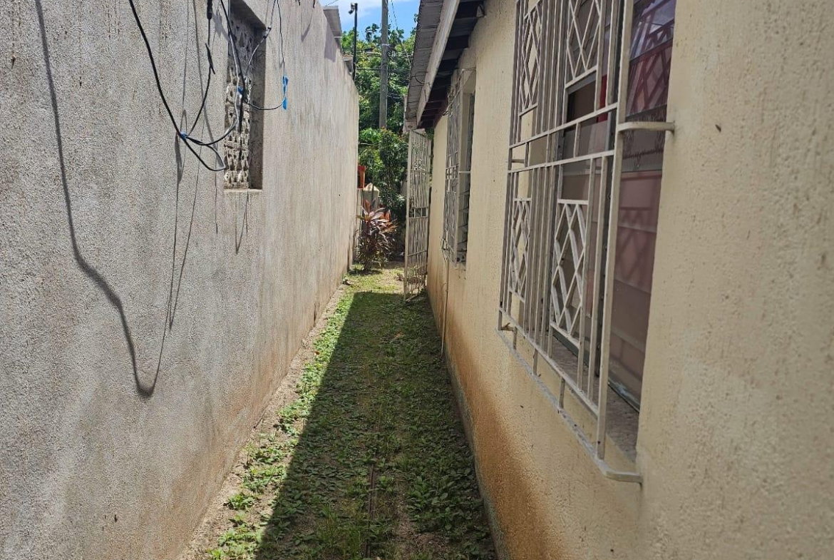 Tenth image of 12 Anglesea Ave, Pembroke in Kingston 20, St. Andrew, Jamaica - property is For Sale