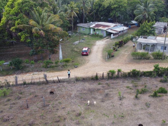 First image of Treadways in Linstead, St. Catherine, Jamaica - property is For Sale