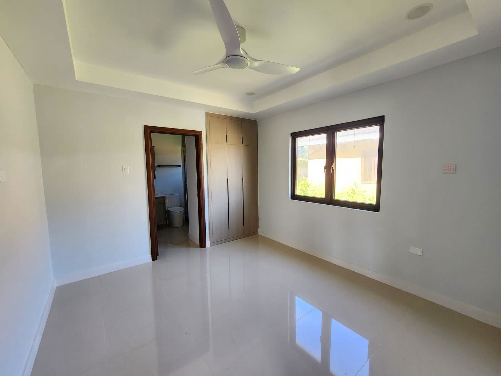 Twelfth image of 40 Oak Estate in Greater Portmore, St. Catherine, Jamaica - property is For Rent