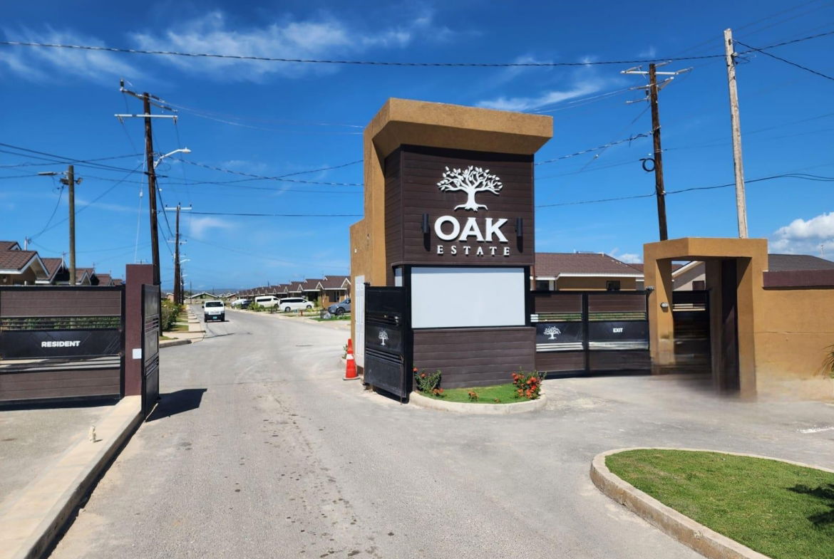 First image of 40 Oak Estate in Greater Portmore, St. Catherine, Jamaica - property is For Rent