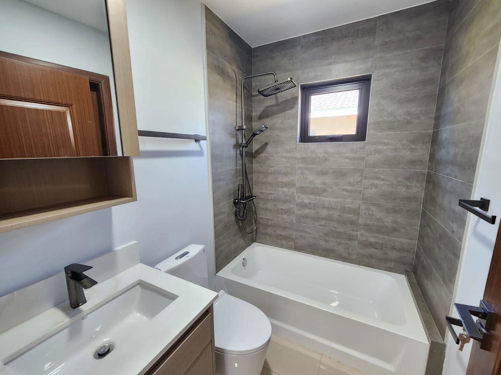 Thirteenth image of 40 Oak Estate in Greater Portmore, St. Catherine, Jamaica - property is For Rent