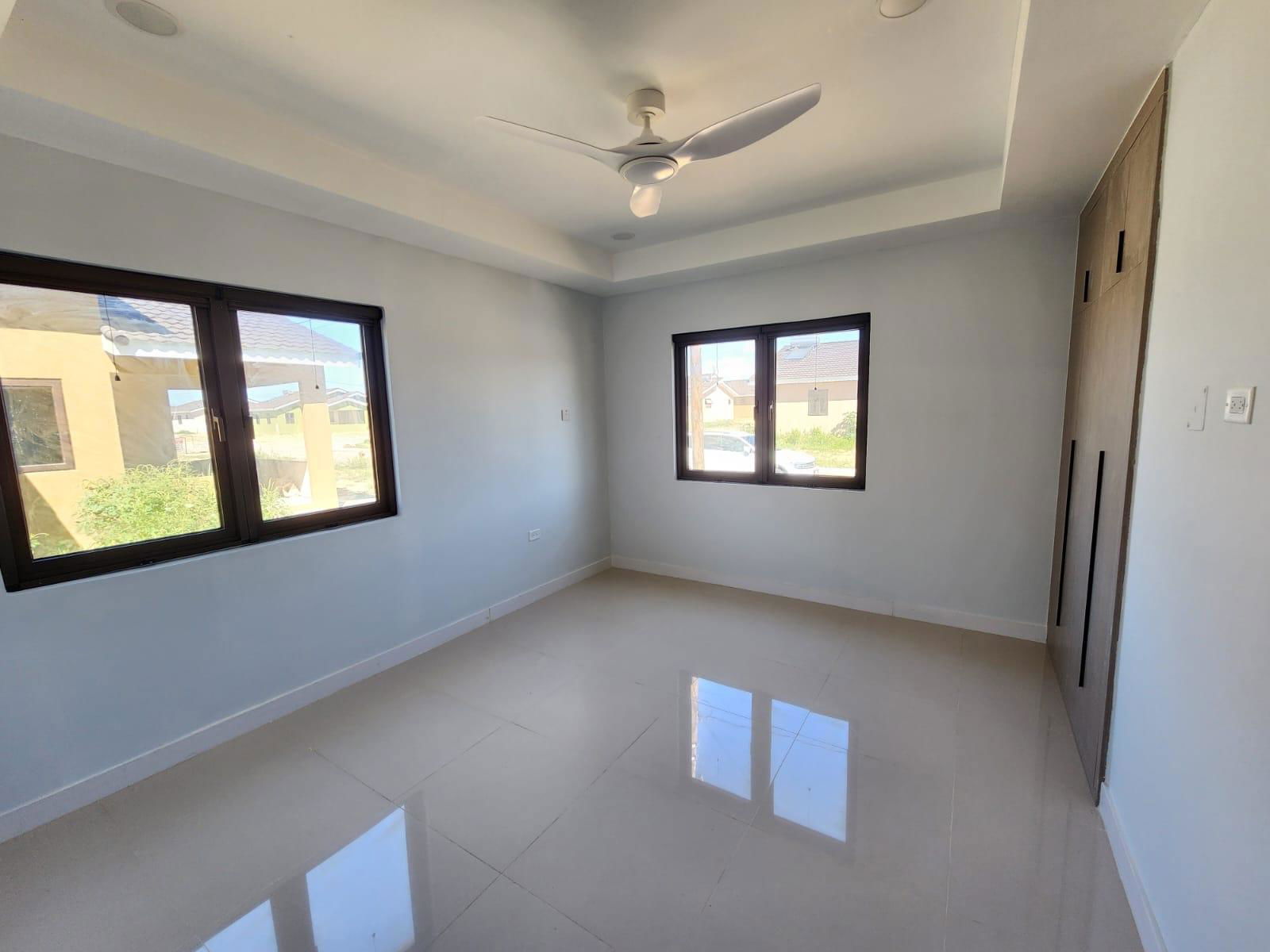 Fourteenth image of 40 Oak Estate in Greater Portmore, St. Catherine, Jamaica - property is For Rent