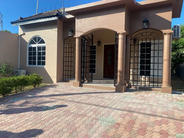 Second image of 483 Mammee Close, Portmore pi in Greater Portmore, St. Catherine, Jamaica - property is For Rent