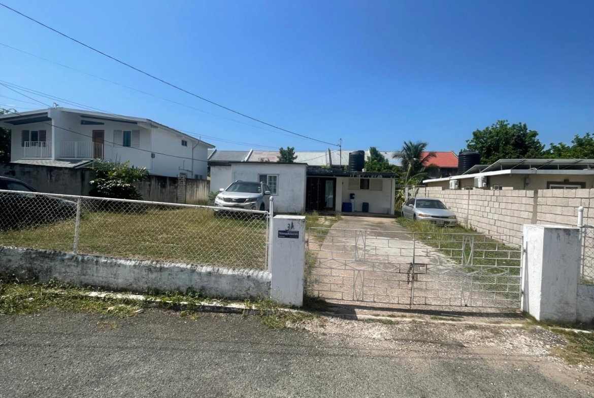 Second image of 3a Upper Waterloo Close in Kingston 8, St. Andrew, Jamaica - property is For Sale