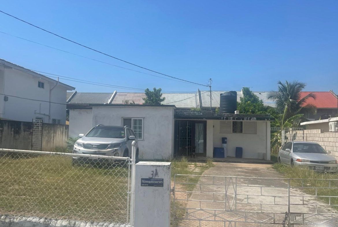 Third image of 3a Upper Waterloo Close in Kingston 8, St. Andrew, Jamaica - property is For Sale