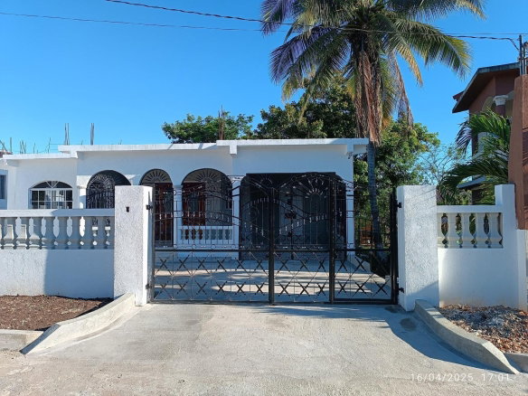 First image of 28 Richie Avenue in Ewarton, St. Catherine, Jamaica - property is For Rent