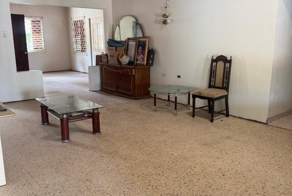 Thirteenth image of 139 Dunrobin Eve Close in Mandeville, Manchester, Jamaica - property is For Sale