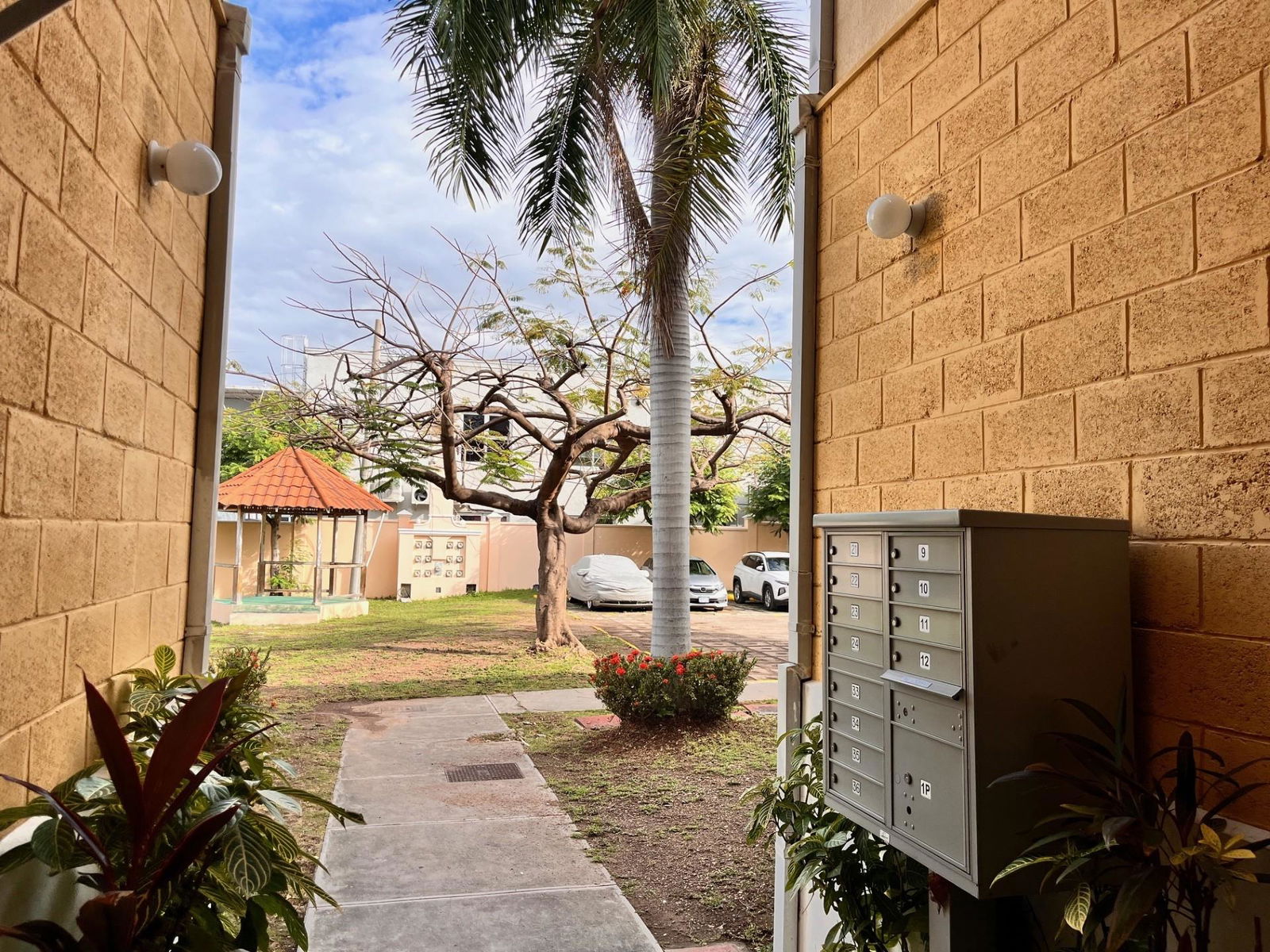 Charming-Ground-Floor-Apartment-for-Sale-in-St.-Andrew-Jamaica-9a-5-Winchester-Road Twelfth image of 9a-5 Winchester Road in Kingston 10, St. Andrew, Jamaica - property is For Sale