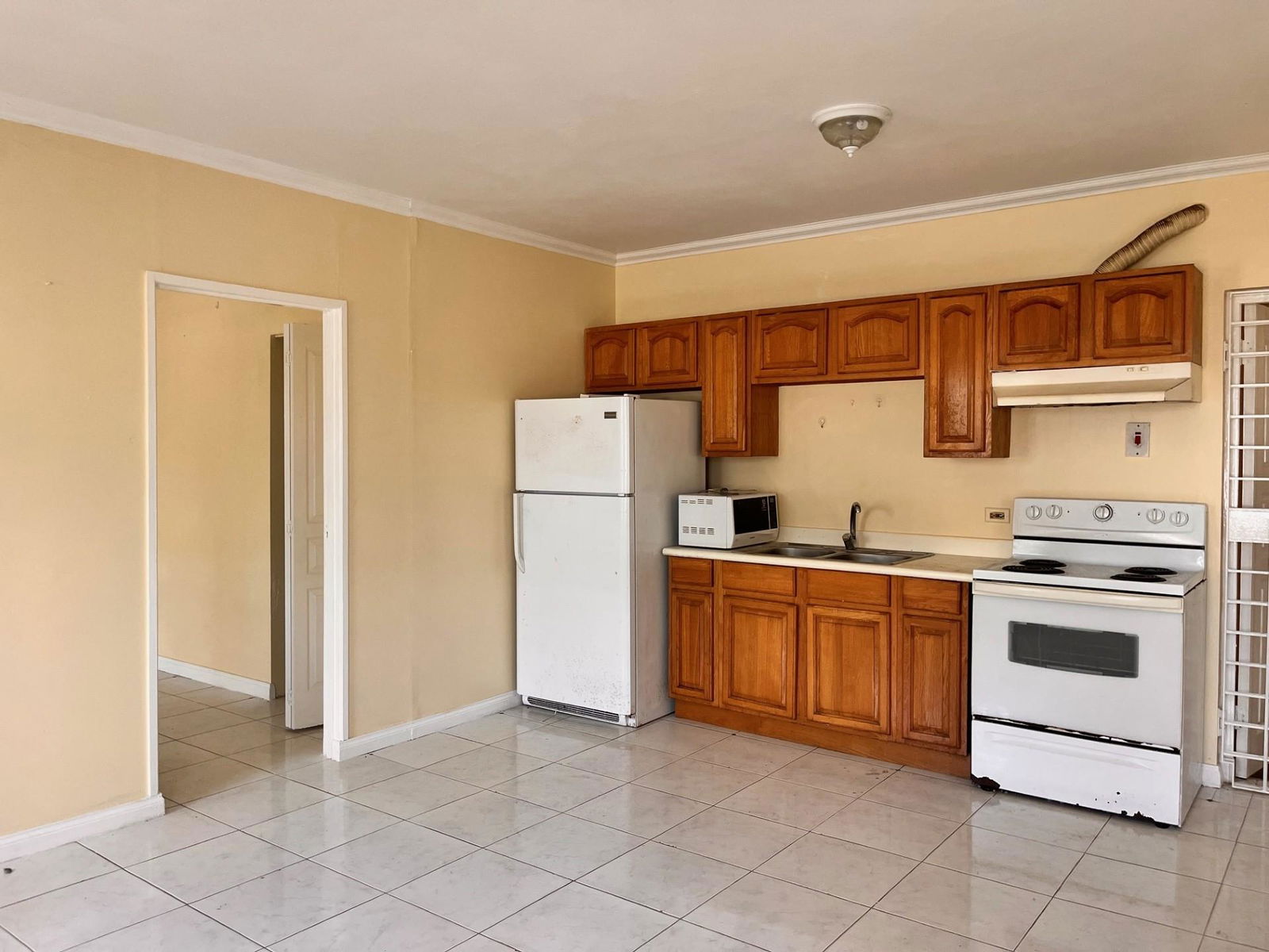 Charming-Ground-Floor-Apartment-for-Sale-in-St.-Andrew-Jamaica-9a-5-Winchester-Road Seventeenth image of 9a-5 Winchester Road in Kingston 10, St. Andrew, Jamaica - property is For Sale