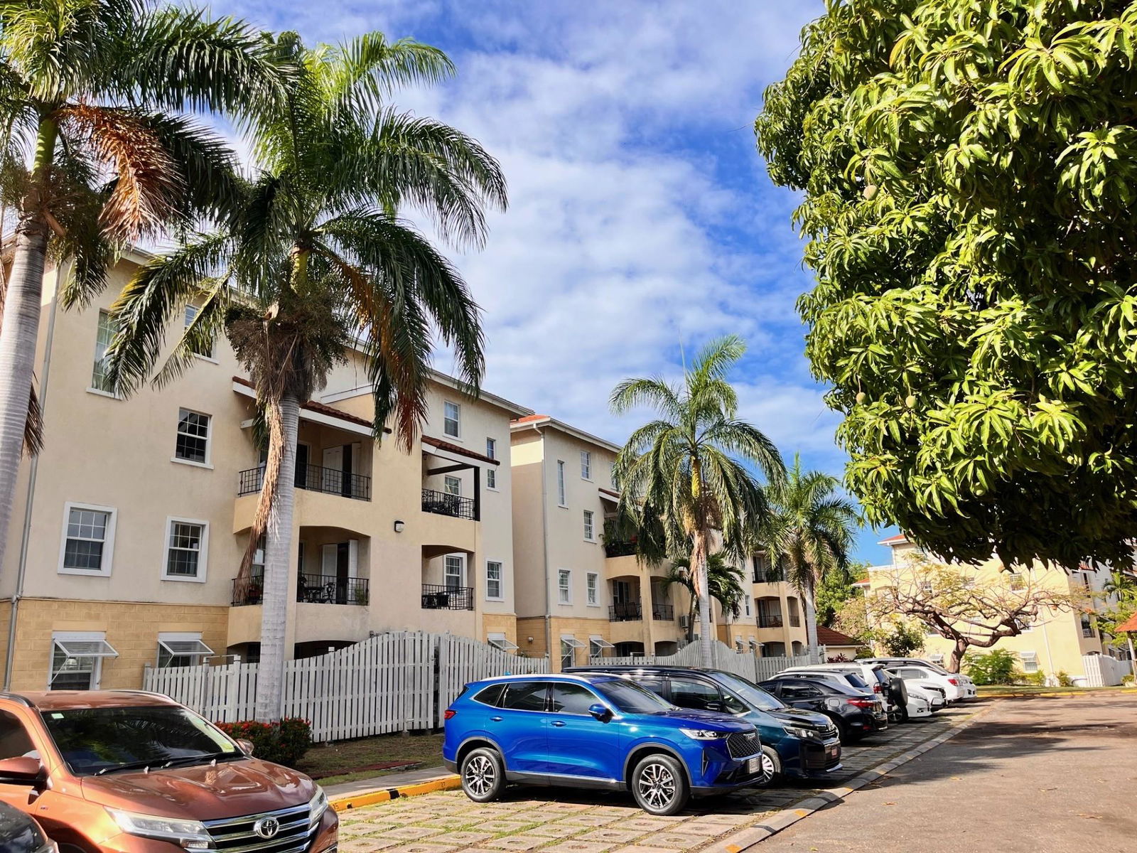Charming-Ground-Floor-Apartment-for-Sale-in-St.-Andrew-Jamaica-9a-5-Winchester-Road Ninth image of 9a-5 Winchester Road in Kingston 10, St. Andrew, Jamaica - property is For Sale