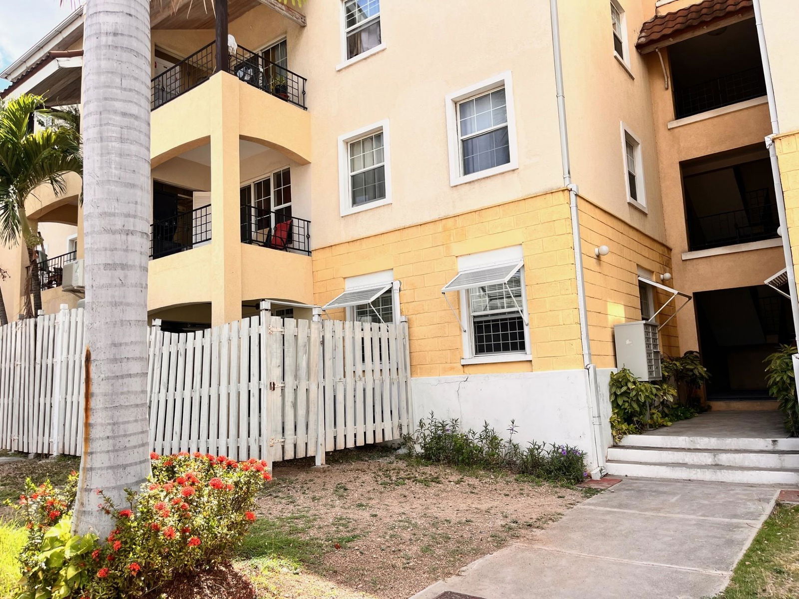 Charming-Ground-Floor-Apartment-for-Sale-in-St.-Andrew-Jamaica-9a-5-Winchester-Road Tenth image of 9a-5 Winchester Road in Kingston 10, St. Andrew, Jamaica - property is For Sale