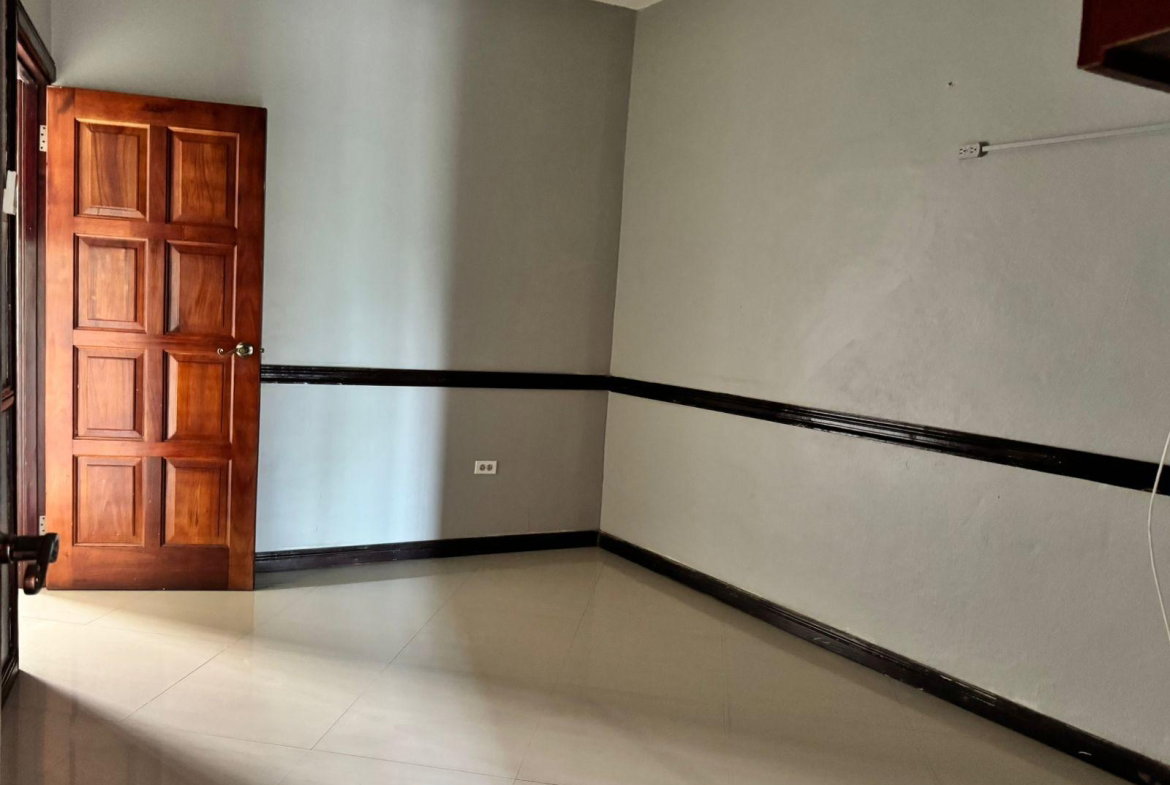 Second image of 15-1 Stanton Terrace, Kingston in Kingston 6, St. Andrew, Jamaica - property is For Rent