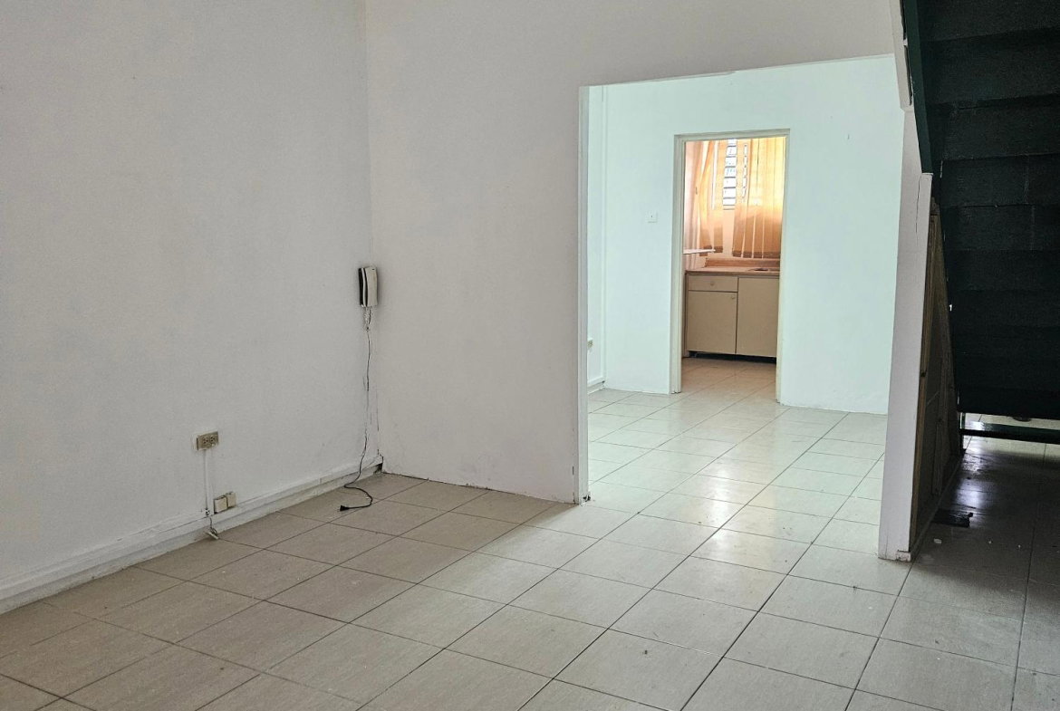 Sixth image of 1d-e Braemar Avenue in Kingston 10, St. Andrew, Jamaica - property is For Rent