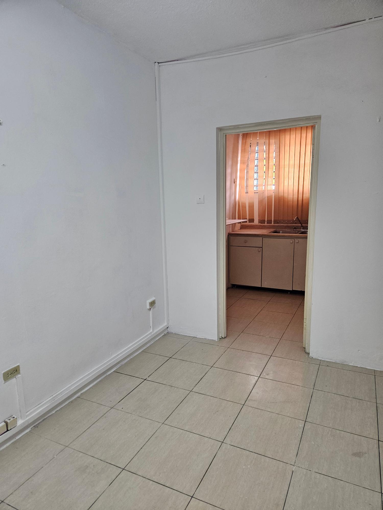 Seventh image of 1d-e Braemar Avenue in Kingston 10, St. Andrew, Jamaica - property is For Rent