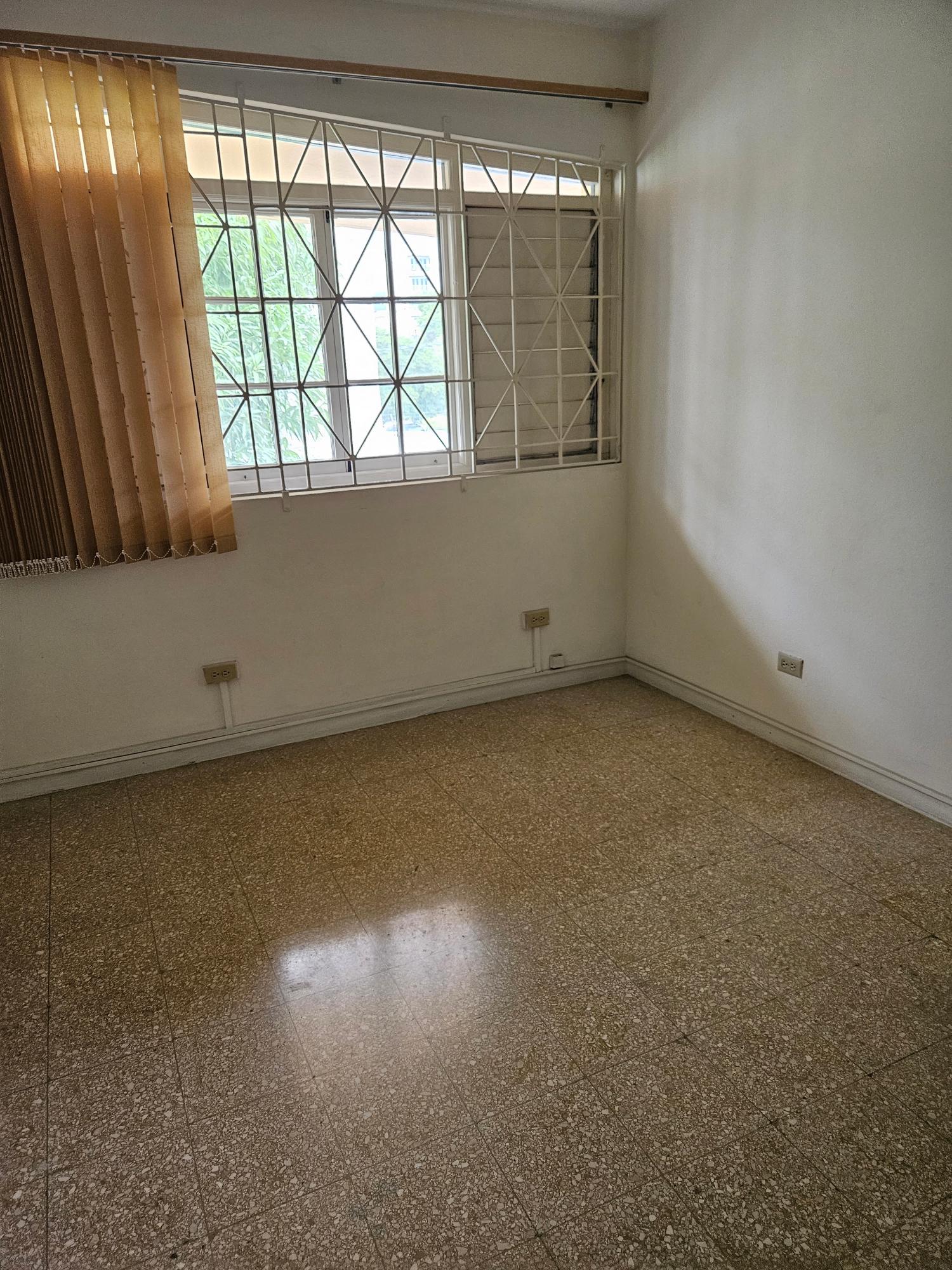 Ninth image of 1d-e Braemar Avenue in Kingston 10, St. Andrew, Jamaica - property is For Rent
