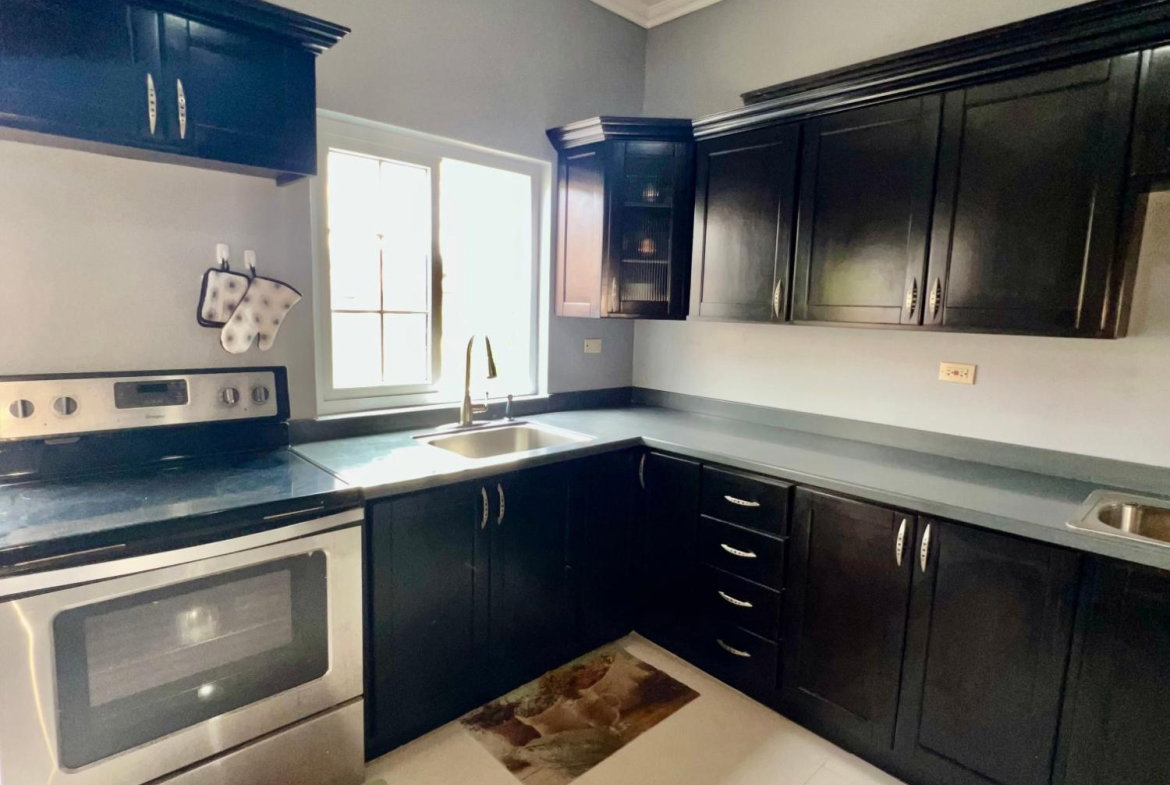 Eighth image of 15-14 Washington Drive, Kgn 10 in Kingston 10, St. Andrew, Jamaica - property is For Rent