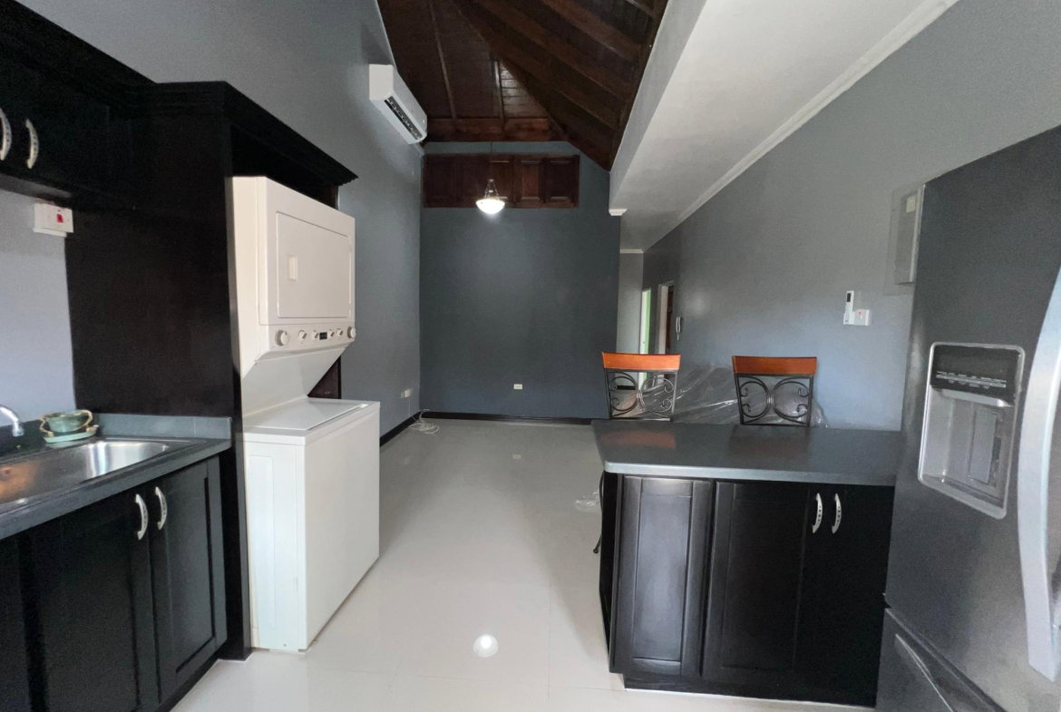 Tenth image of 15-14 Washington Drive, Kgn 10 in Kingston 10, St. Andrew, Jamaica - property is For Rent