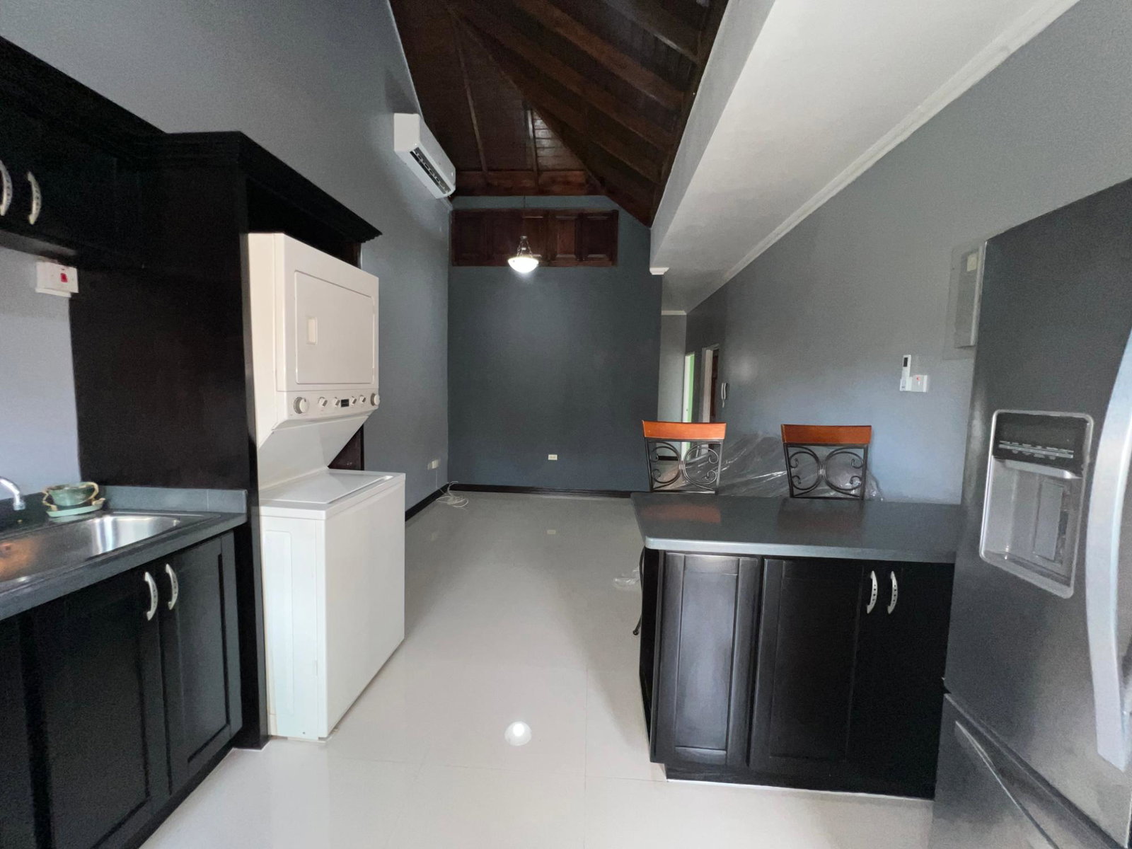 Tenth image of 15-14 Washington Drive, Kgn 10 in Kingston 10, St. Andrew, Jamaica - property is For Rent