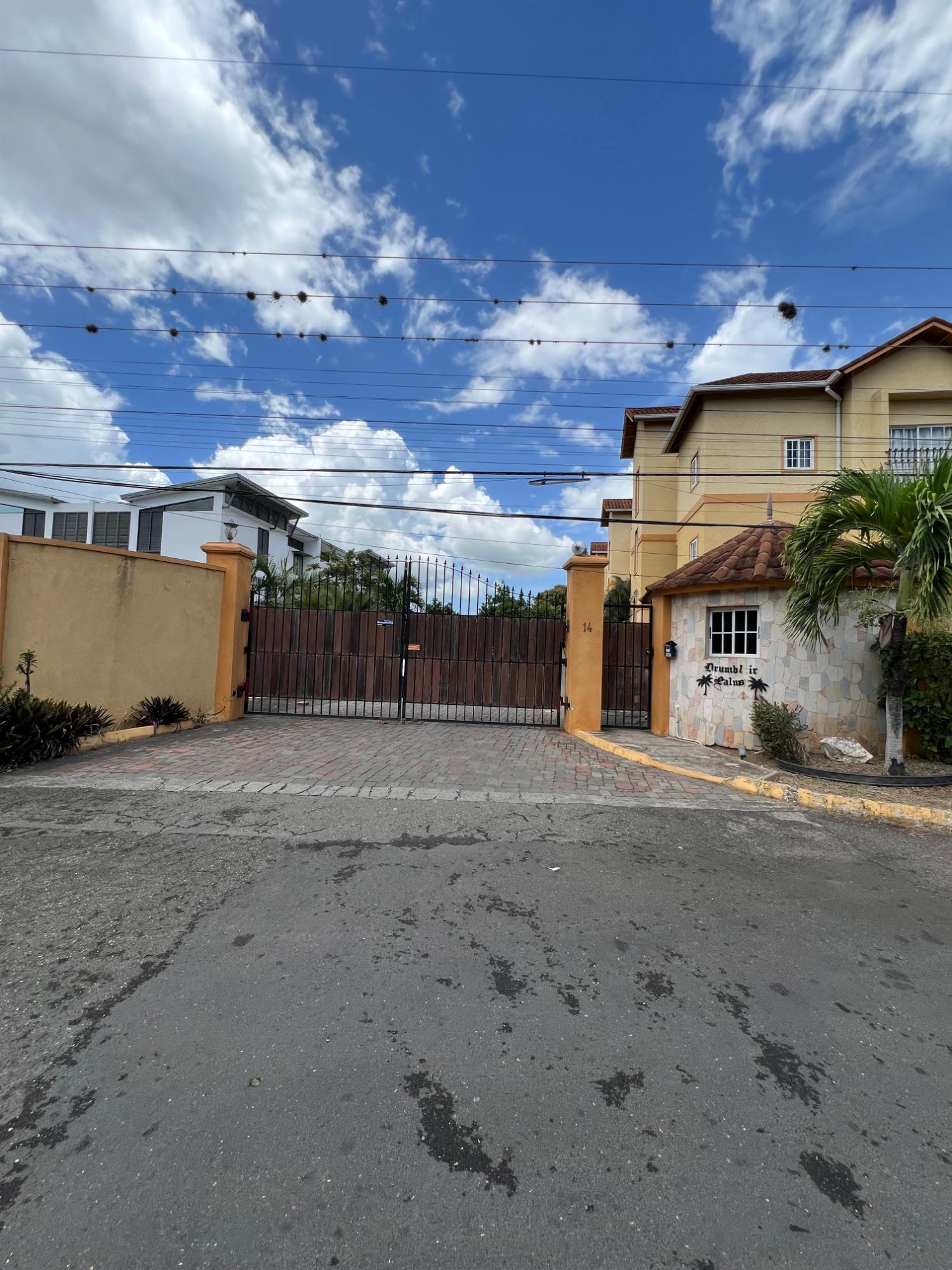 First image of 15-14 Washington Drive, Kgn 10 in Kingston 10, St. Andrew, Jamaica - property is For Rent