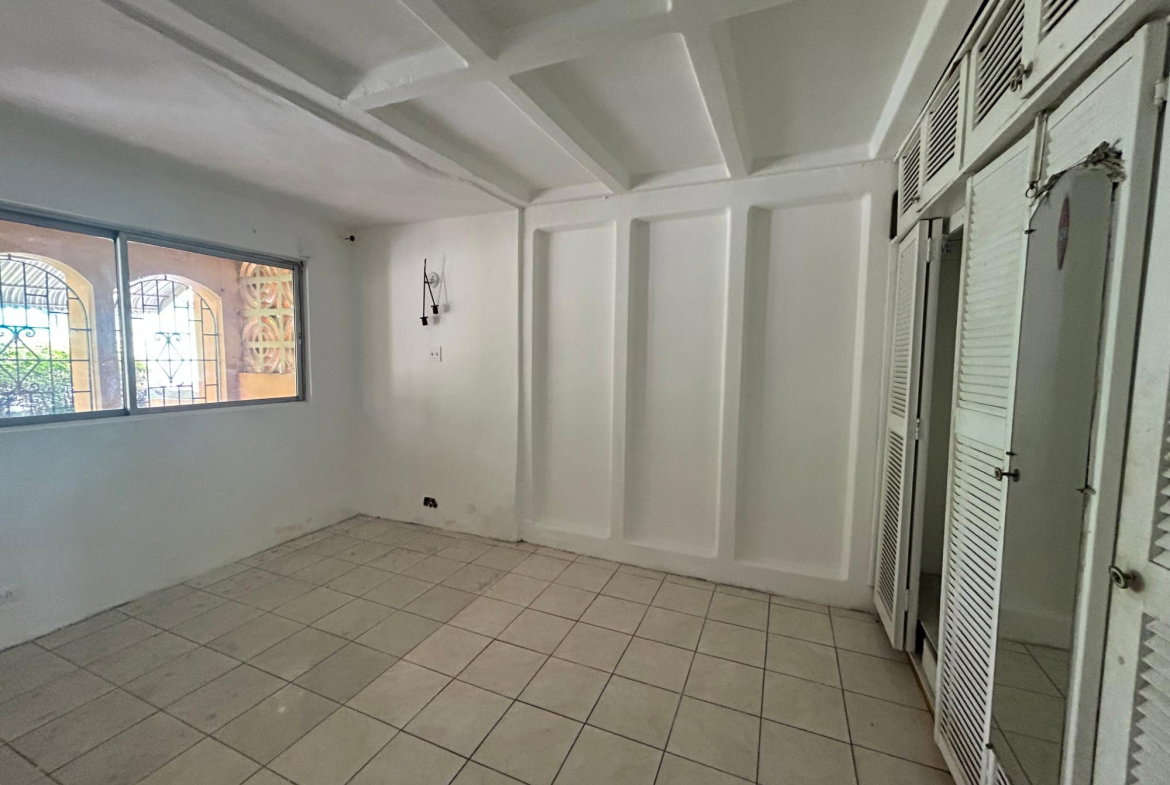 Sixteenth image of 355 Esperanzo Way in Bridgeport, St. Catherine, Jamaica - property is For Sale
