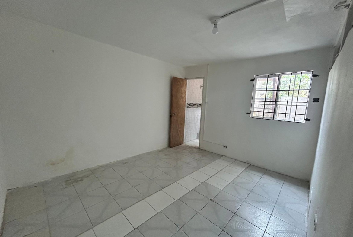 Nineteenth image of 355 Esperanzo Way in Bridgeport, St. Catherine, Jamaica - property is For Sale