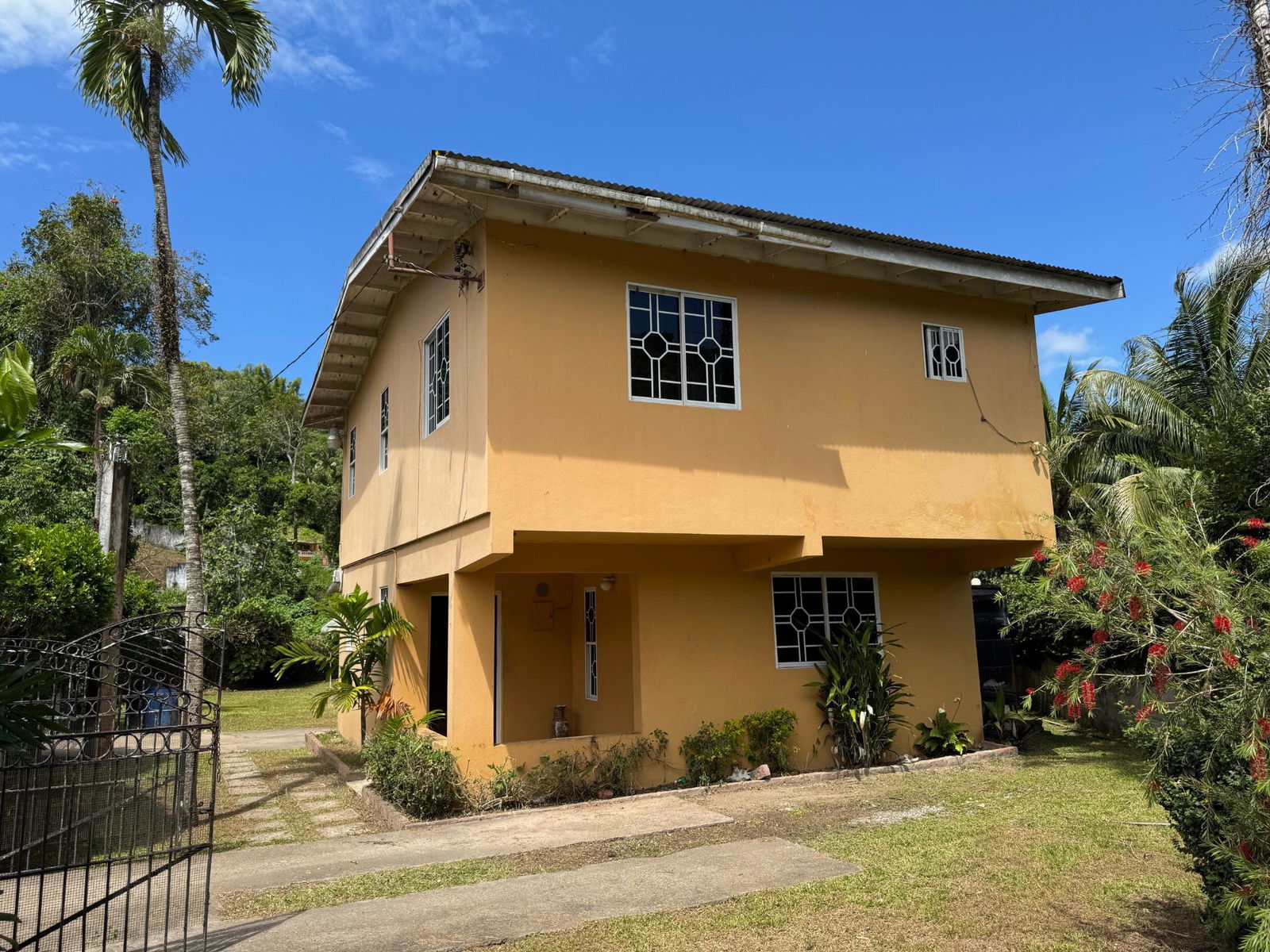 Duplex-House-for-Sale-in-St.-Andrew-Jamaica-4-Steele-Road-Investment-Property Fourth image of 4 Steele Road in Golden Spring P.O., St. Andrew, Jamaica - property is For Sale
