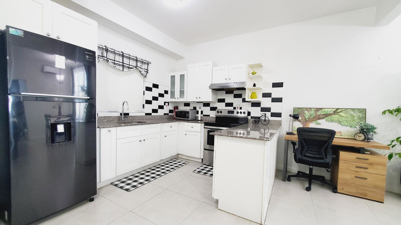 Fourth image of A304-10 Surbiton Road in Kingston 10, St. Andrew, Jamaica - property is For Rent