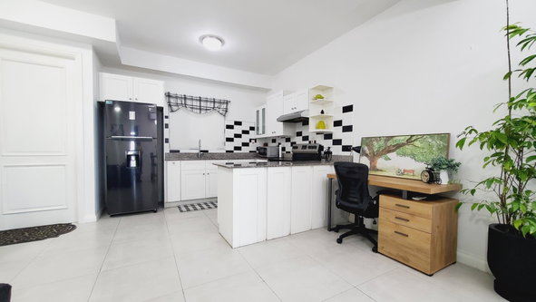 Fifth image of A304-10 Surbiton Road in Kingston 10, St. Andrew, Jamaica - property is For Rent