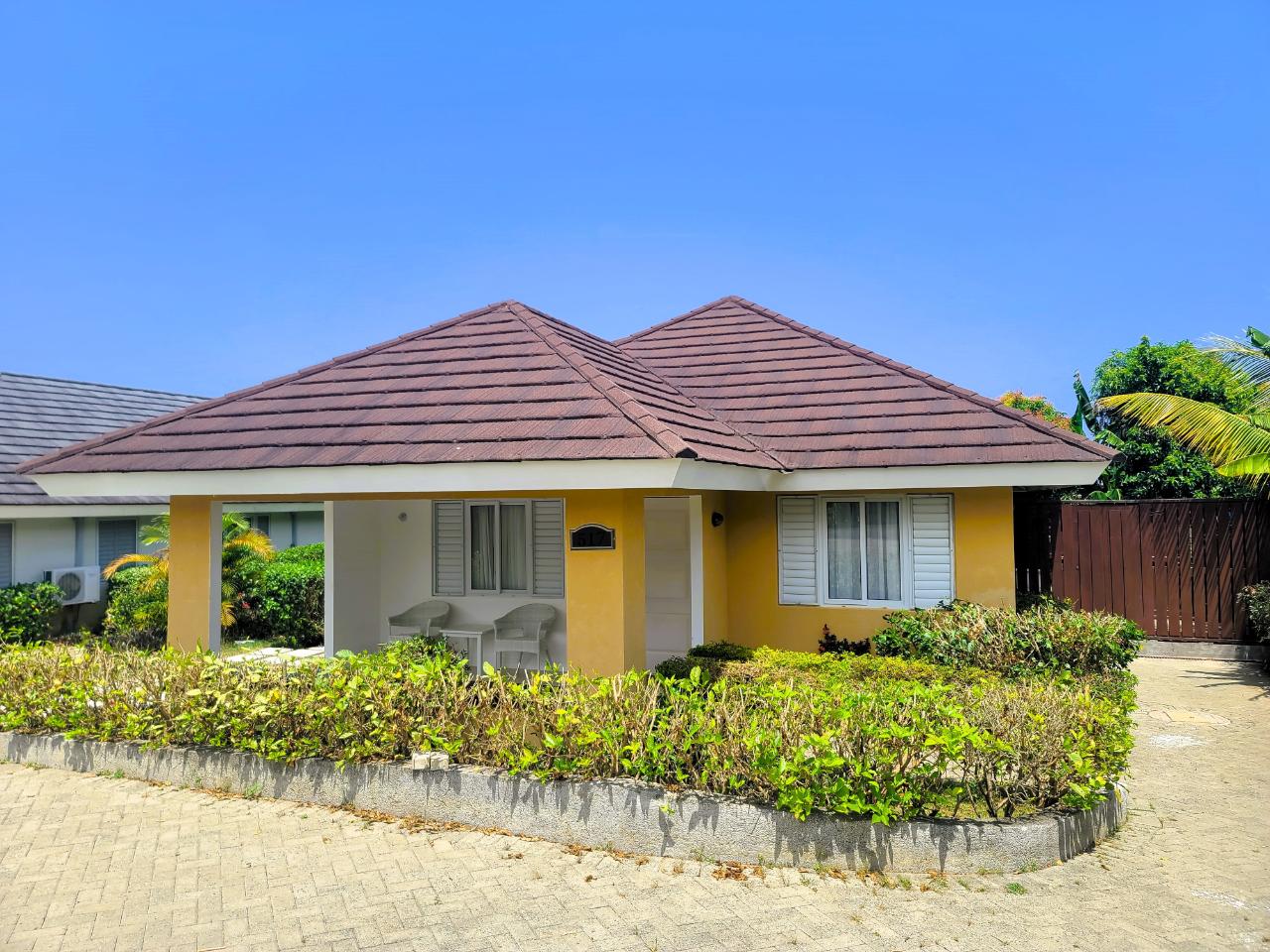 Second image of 517- Papaya Avenue, Cool Shade in Priory, St. Ann, Jamaica - property is For Rent