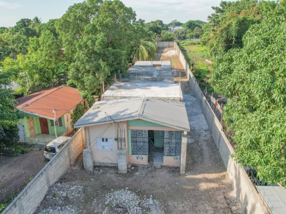 First image of 33 Darlington Drive in Old Harbour, St. Catherine, Jamaica - property is For Sale