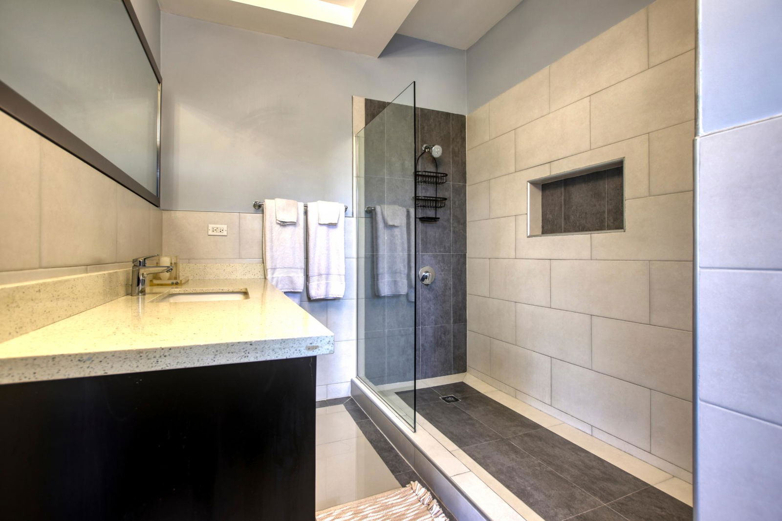 Twelfth image of 9-19 Dillsbury Avenue in Kingston 6, St. Andrew, Jamaica - property is For Rent