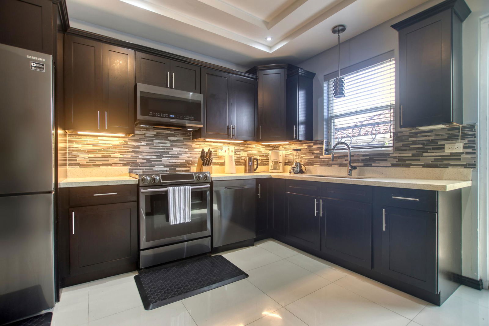 Sixth image of 9-19 Dillsbury Avenue in Kingston 6, St. Andrew, Jamaica - property is For Rent