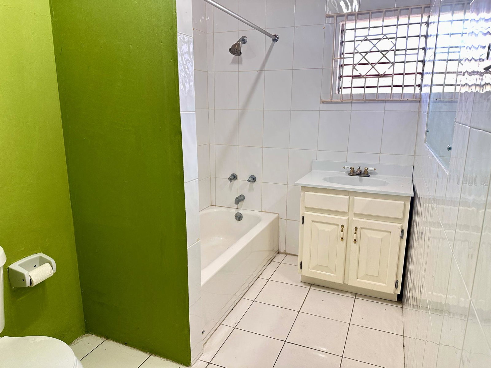 Twelfth image of 117 Wellington Avenue in Linstead, St. Catherine, Jamaica - property is For Sale