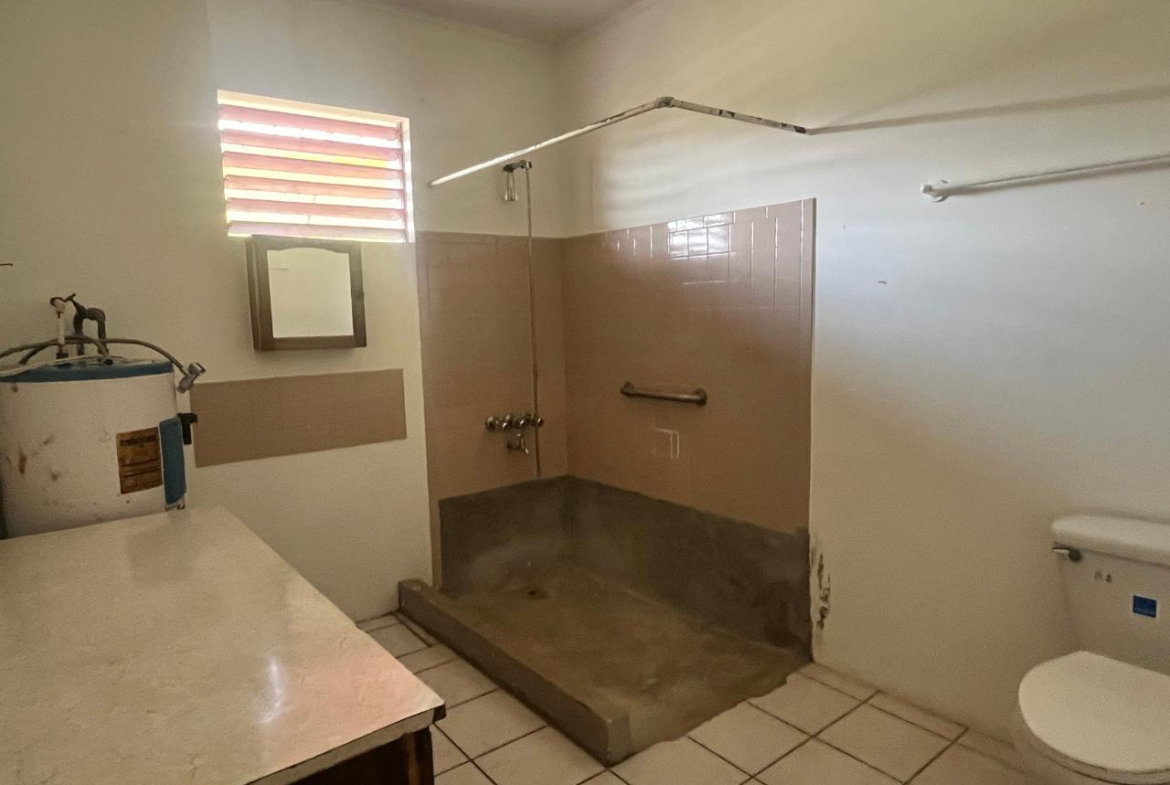Twelfth image of Retirement Rd, Santa Cruz in Santa Cruz, St. Elizabeth, Jamaica - property is For Sale