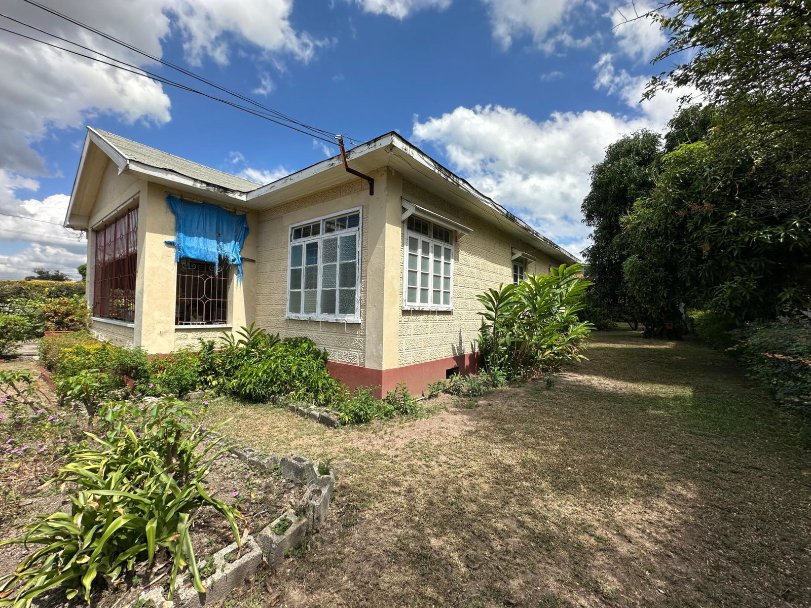 Tenth image of 31 Sandhurst Crescent in Kingston 6, St. Andrew, Jamaica - property is For Sale