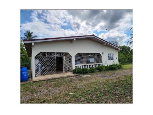 First image of 10 Paisley Avenue, May Pen, in May Pen, Clarendon, Jamaica - property is For Sale