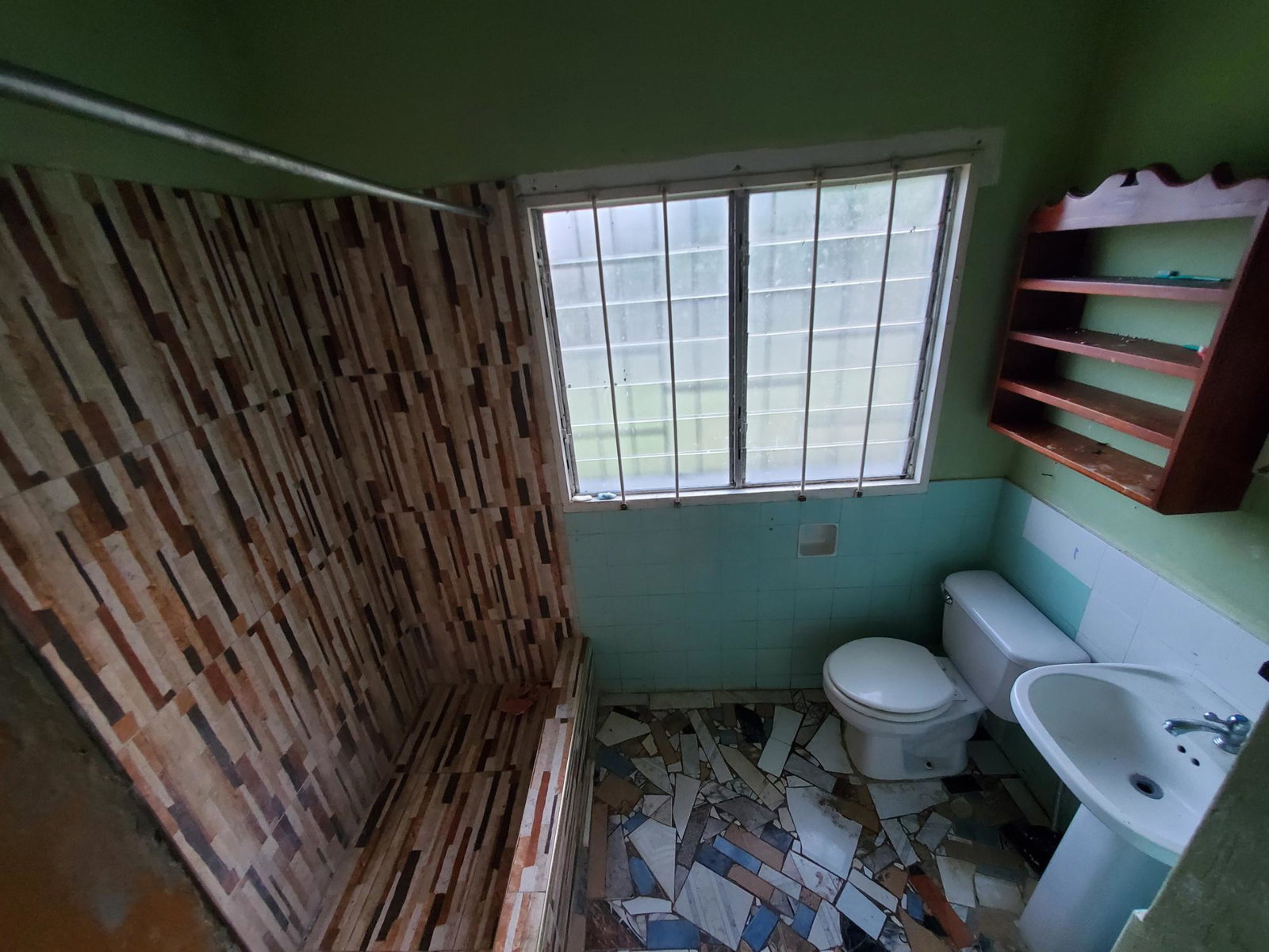Twelfth image of 24 Garden Close in Linstead, St. Catherine, Jamaica - property is For Sale