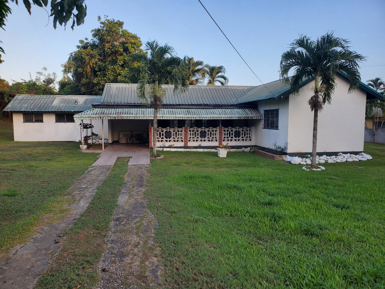 Fourth image of 24 Garden Close in Linstead, St. Catherine, Jamaica - property is For Sale
