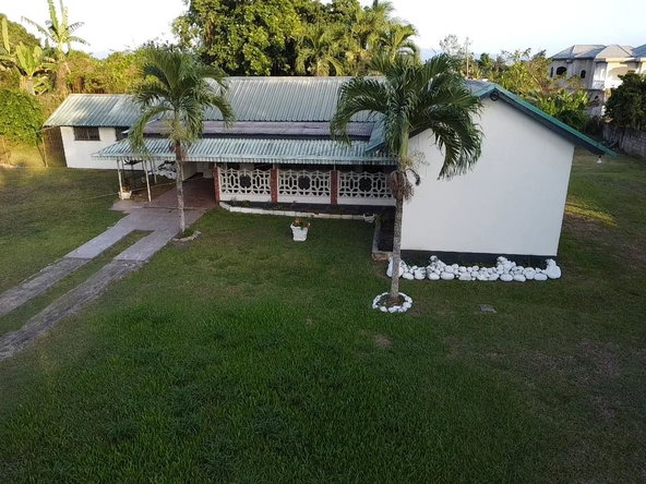 Fifth image of 24 Garden Close in Linstead, St. Catherine, Jamaica - property is For Sale