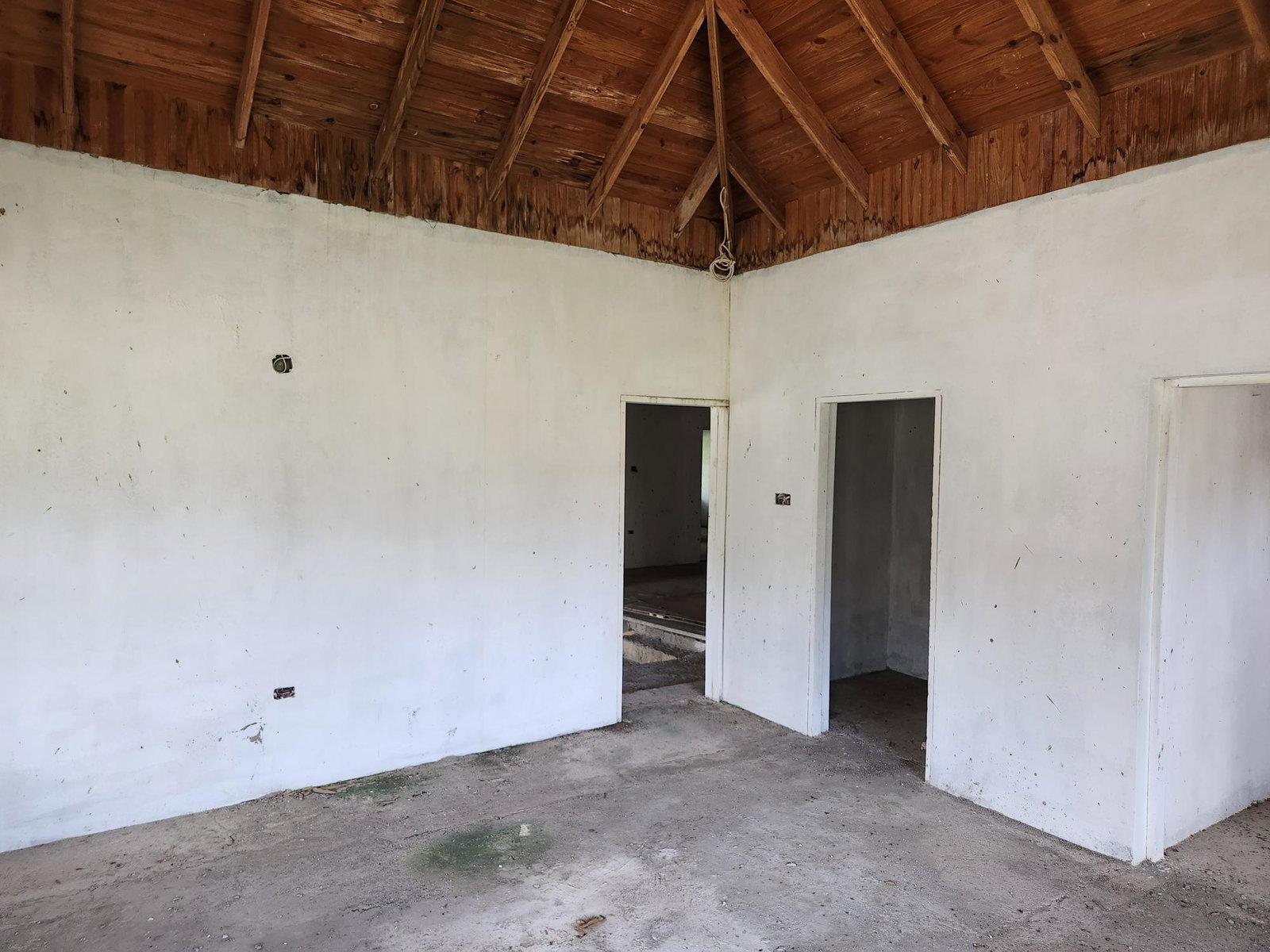 For-Sale-10-Bedroom-Unfinished-Home-in-Ironshore-St.-James-Jamaica Fourth image of 174 Patterson Avenue in Ironshore, St. James, Jamaica - property is For Sale