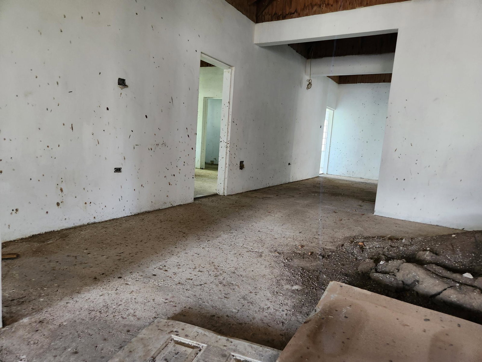 For-Sale-10-Bedroom-Unfinished-Home-in-Ironshore-St.-James-Jamaica Fifth image of 174 Patterson Avenue in Ironshore, St. James, Jamaica - property is For Sale