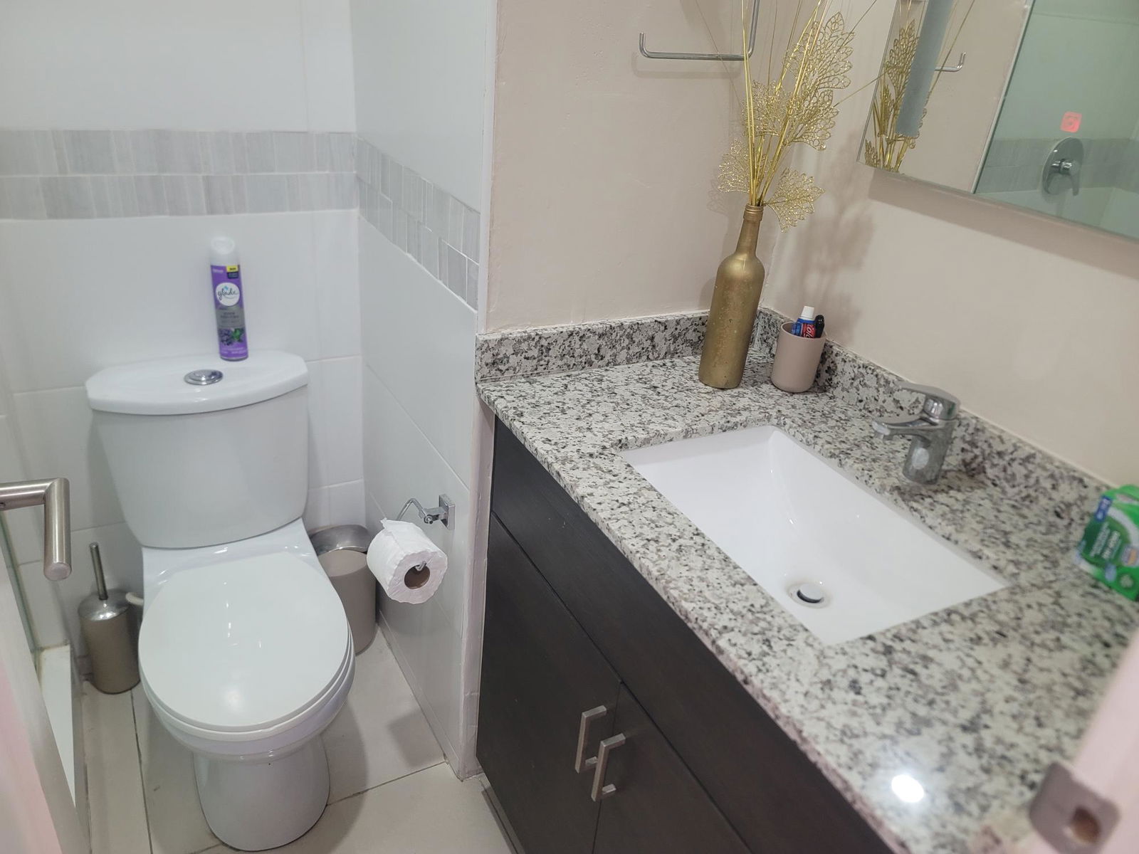 Thirteenth image of 611- Bayfront Villas And Apart in Bridgeport, St. Catherine, Jamaica - property is For Rent