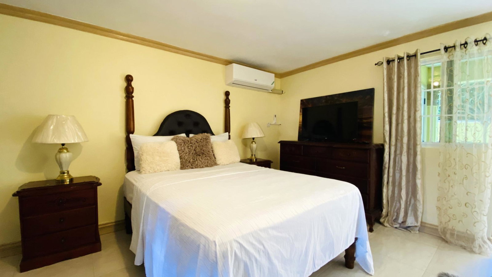 Eighth image of a- Guango Cres. Rhyne Park in Montego Bay, St. James, Jamaica - property is For Rent