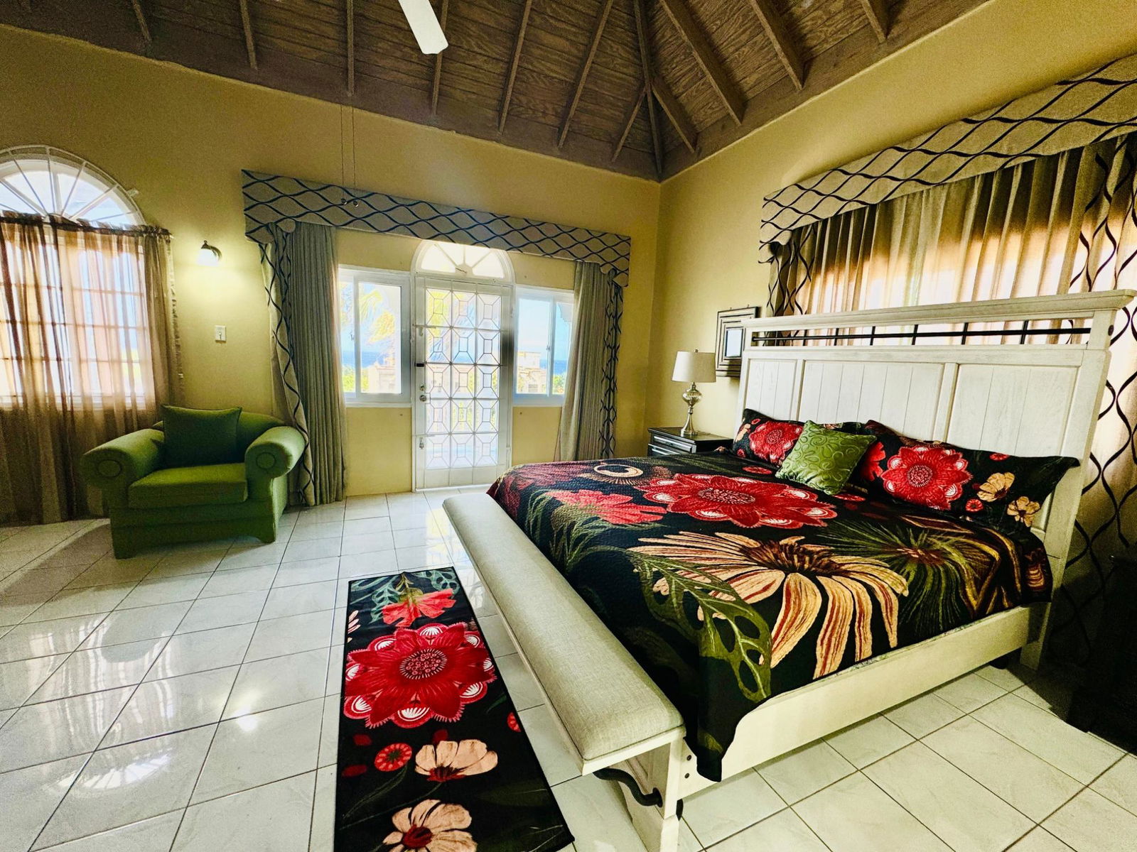 Fully-Furnished-2-Bedroom-Apartment-for-Rent-in-Coral-Gardens-St.-James-Jamaica Thirteenth image of Lincoln Pl,coral Garden in Ironshore, St. James, Jamaica - property is For Rent