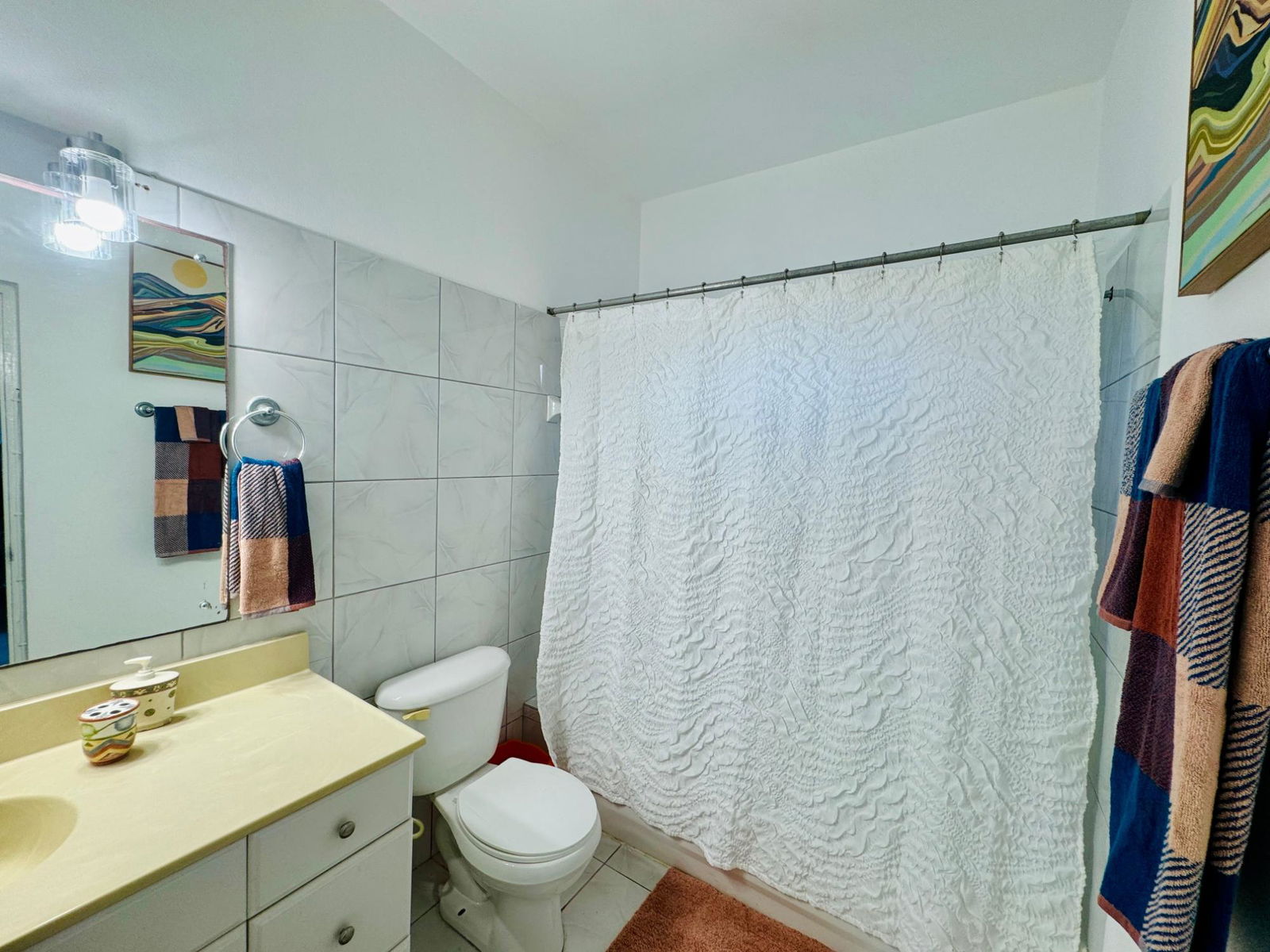 Fully-Furnished-2-Bedroom-Apartment-for-Rent-in-Coral-Gardens-St.-James-Jamaica Twenty-First image of Lincoln Pl,coral Garden in Ironshore, St. James, Jamaica - property is For Rent