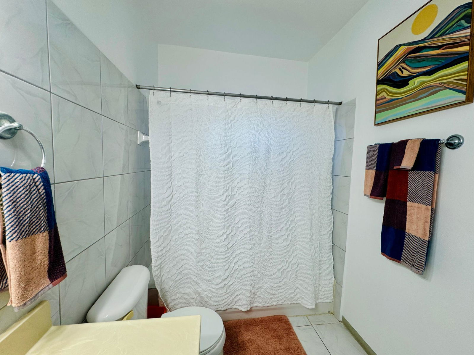 Fully-Furnished-2-Bedroom-Apartment-for-Rent-in-Coral-Gardens-St.-James-Jamaica Twenty-Second image of Lincoln Pl,coral Garden in Ironshore, St. James, Jamaica - property is For Rent