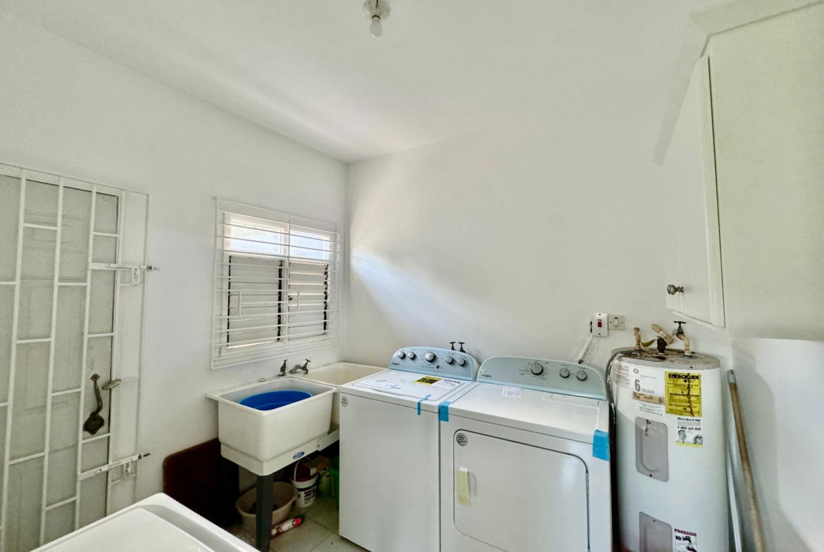 Twenty-Third image of Lincoln Pl,coral Garden in Ironshore, St. James, Jamaica - property is For Rent