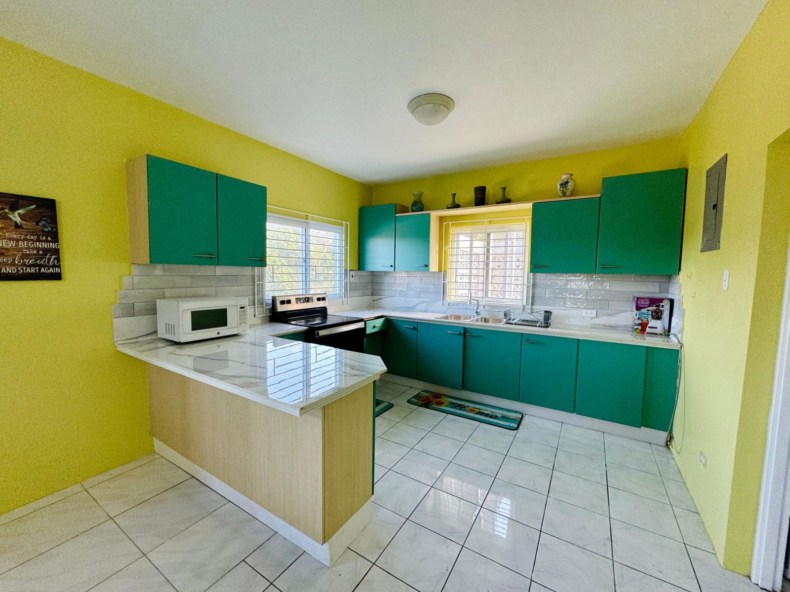 Fully-Furnished-2-Bedroom-Apartment-for-Rent-in-Coral-Gardens-St.-James-Jamaica Ninth image of Lincoln Pl,coral Garden in Ironshore, St. James, Jamaica - property is For Rent