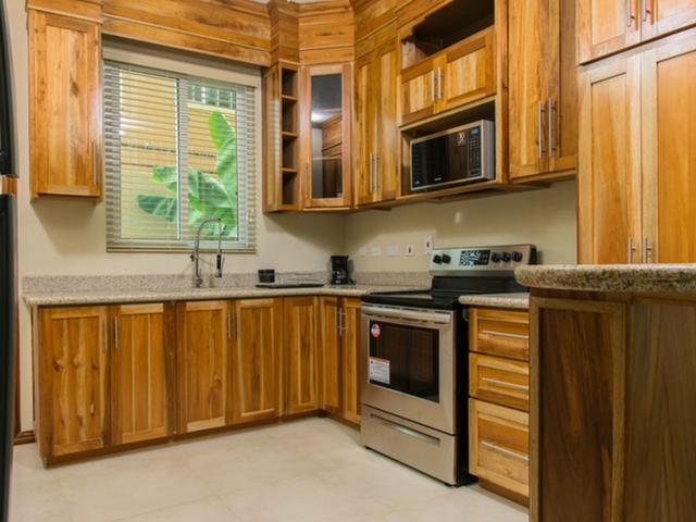 Fourth image of 3- 11 Sandhurst Crescent in Kingston 6, St. Andrew, Jamaica - property is For Rent