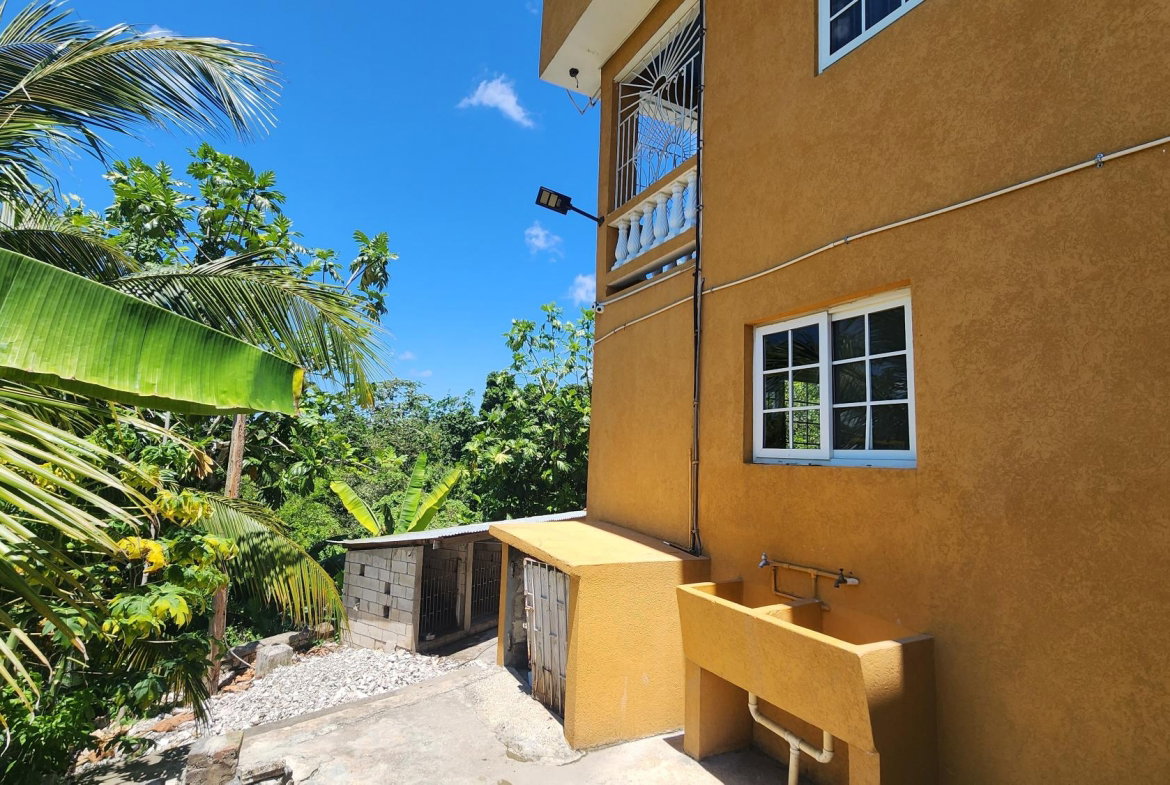 Thirteenth image of 271 Milky Way in Porto Bello Heights, St. James, Jamaica - property is For Rent